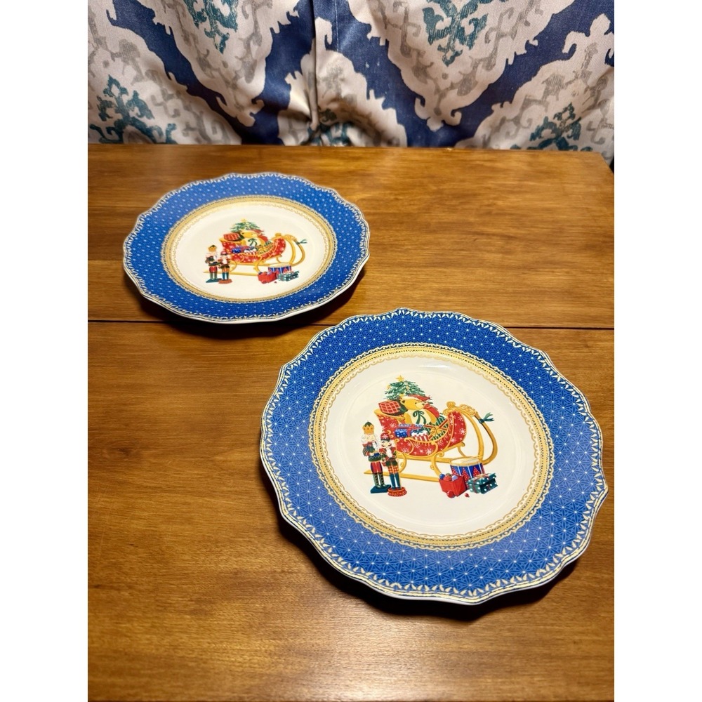 VTG Robert Stanley Home Collection Blue 2PC Christmas Nutcrackers Plates 8.8 in‎
